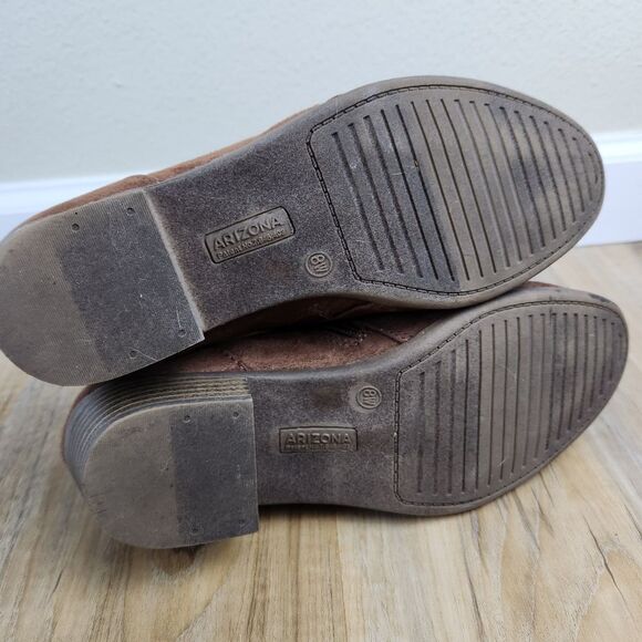 ☔️💛Arizona Brown "Gale" Memory Foam Ankle Booties Size 8W - Picture 10 of 12